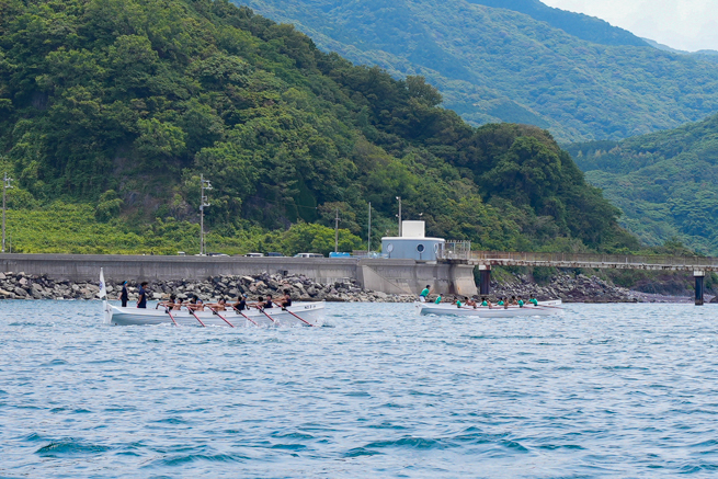 水産大学校カッター部のレースの様子
